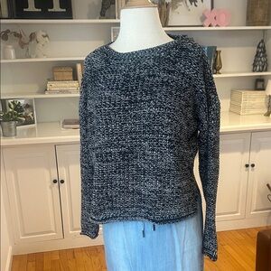 Women's Black and White Sweater